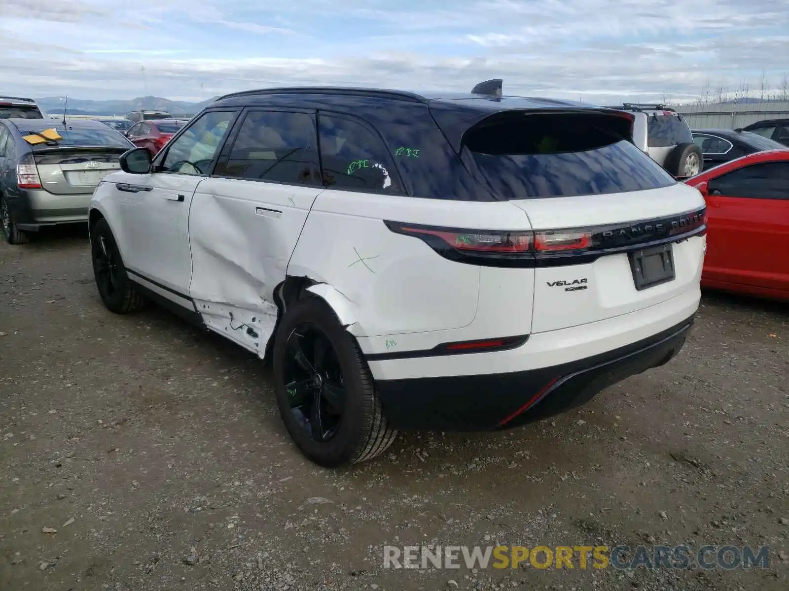 3 Photograph of a damaged car SALYB2EX0LA262204 LAND ROVER RANGEROVER 2020