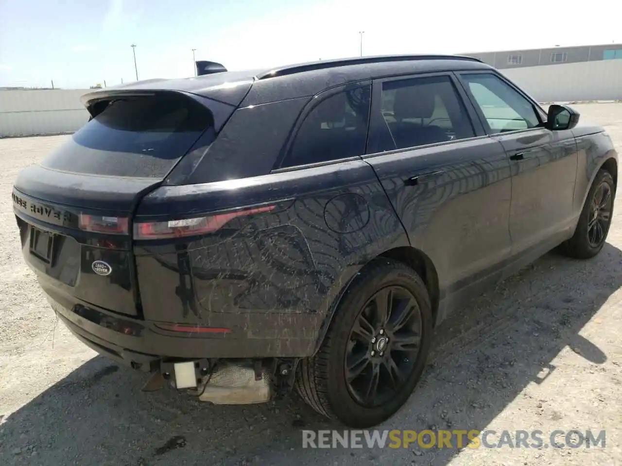 4 Photograph of a damaged car SALYB2EX0LA268570 LAND ROVER RANGEROVER 2020