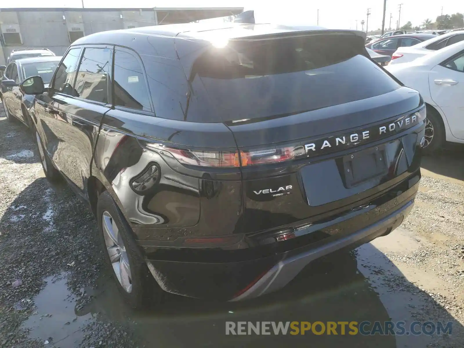 3 Photograph of a damaged car SALYB2EX1LA266388 LAND ROVER RANGEROVER 2020