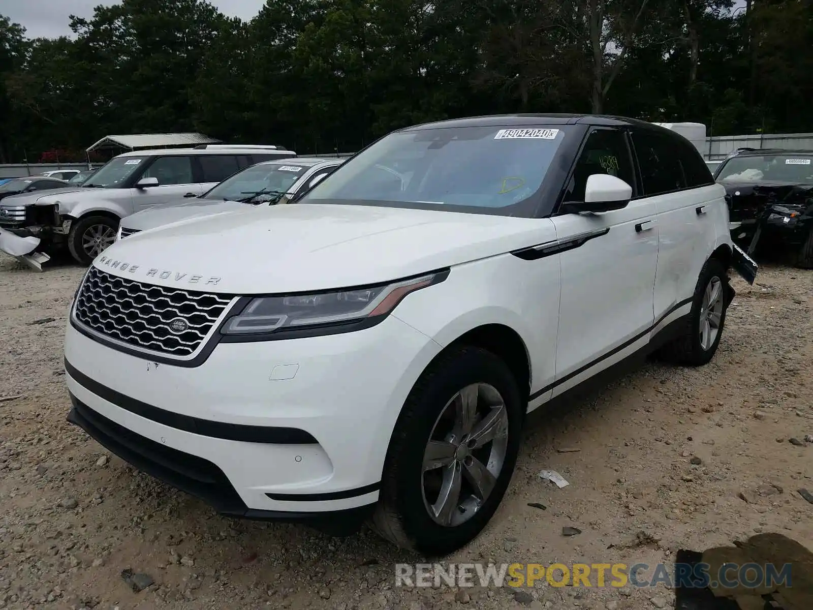 2 Photograph of a damaged car SALYB2EX1LA268545 LAND ROVER RANGEROVER 2020