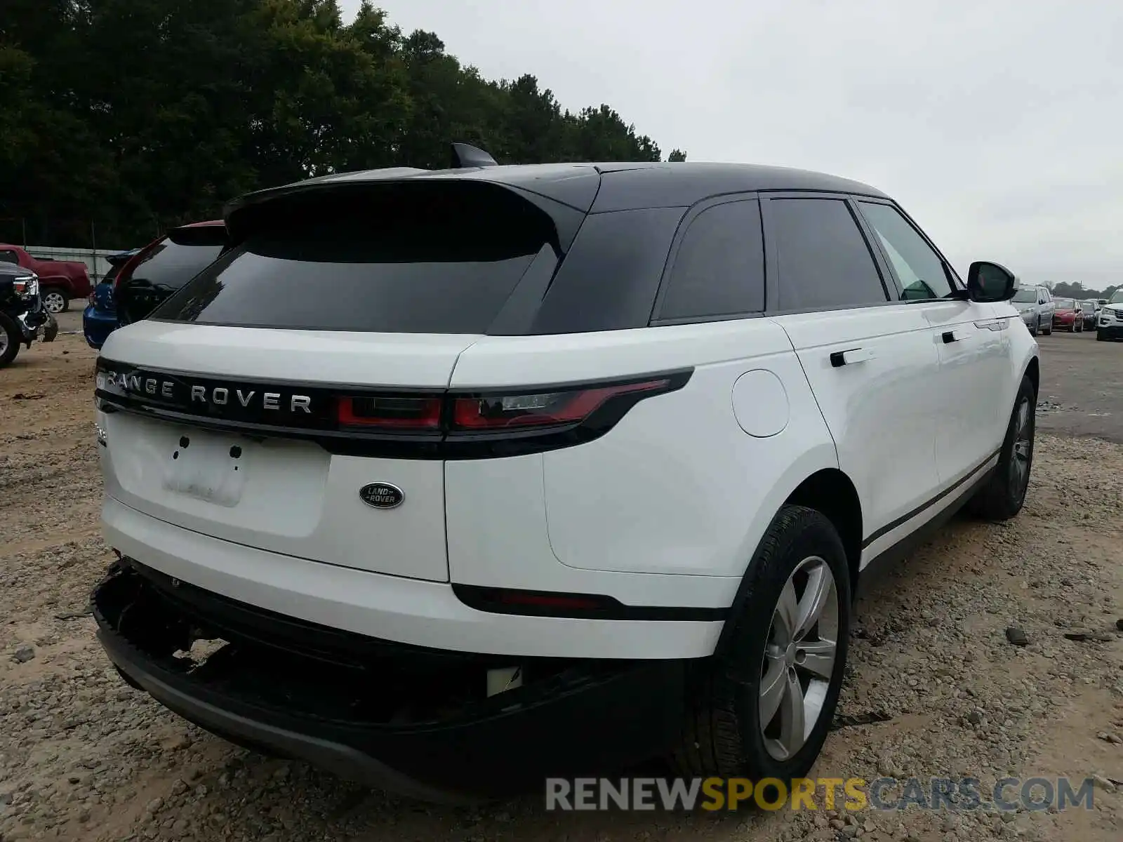 4 Photograph of a damaged car SALYB2EX1LA268545 LAND ROVER RANGEROVER 2020