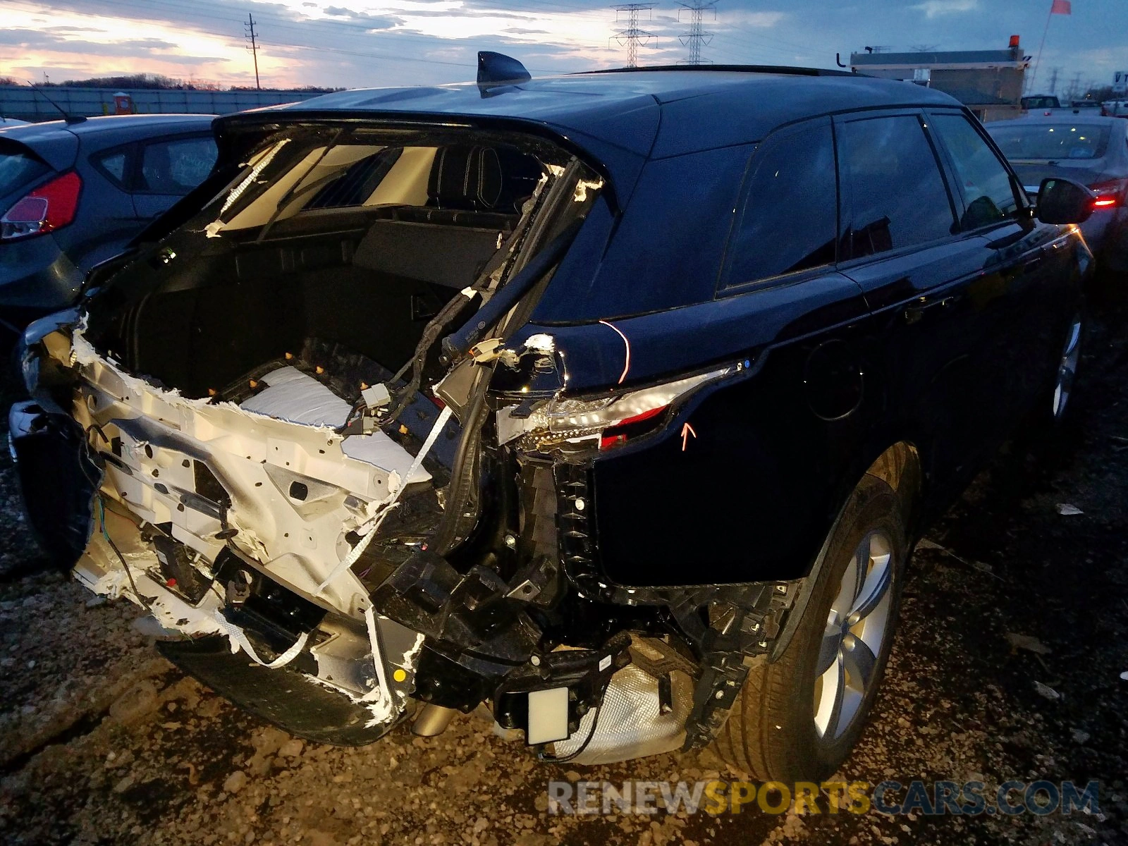 4 Photograph of a damaged car SALYB2EX2LA265282 LAND ROVER RANGEROVER 2020