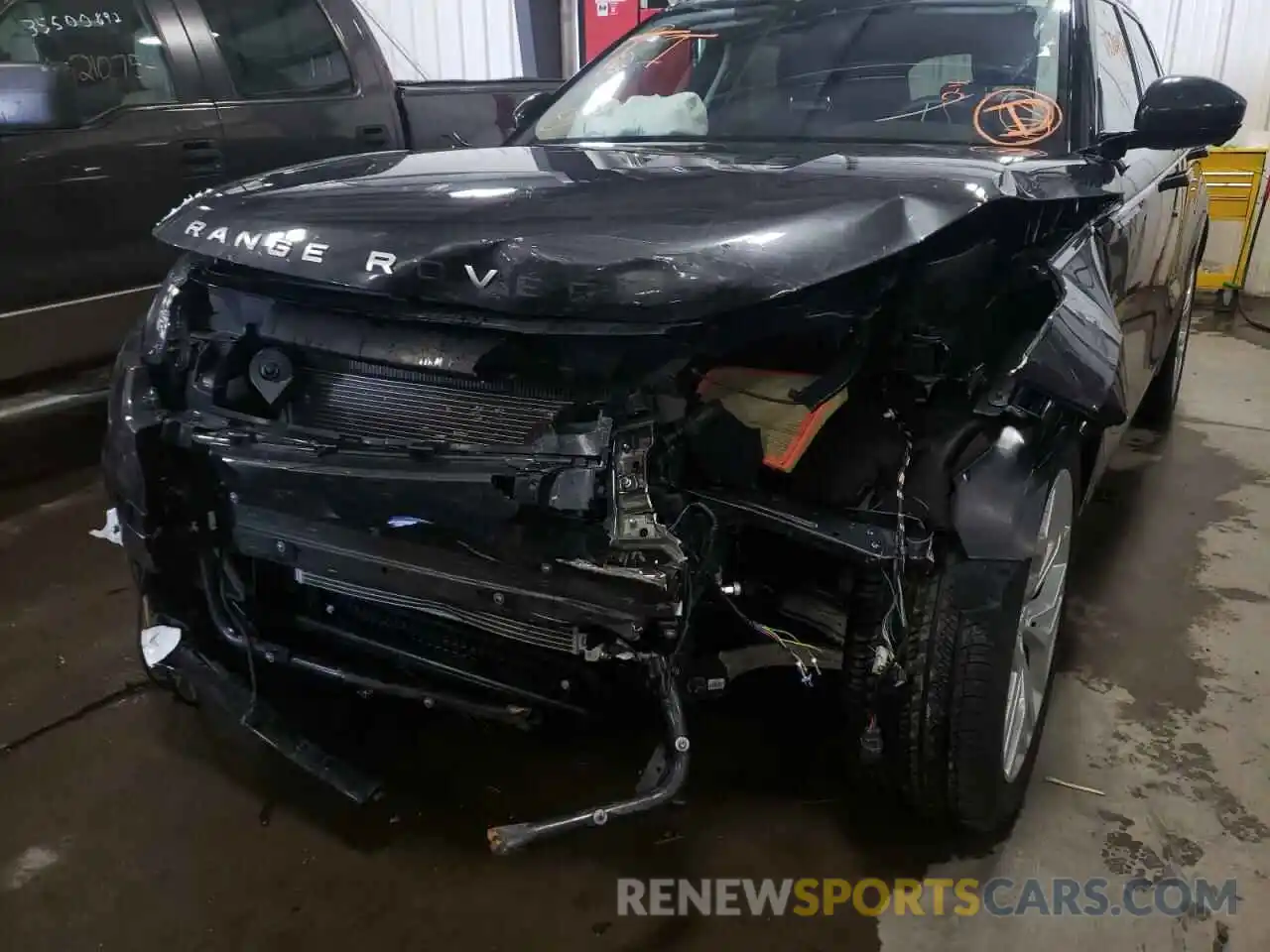 9 Photograph of a damaged car SALYB2EX2LA266061 LAND ROVER RANGEROVER 2020