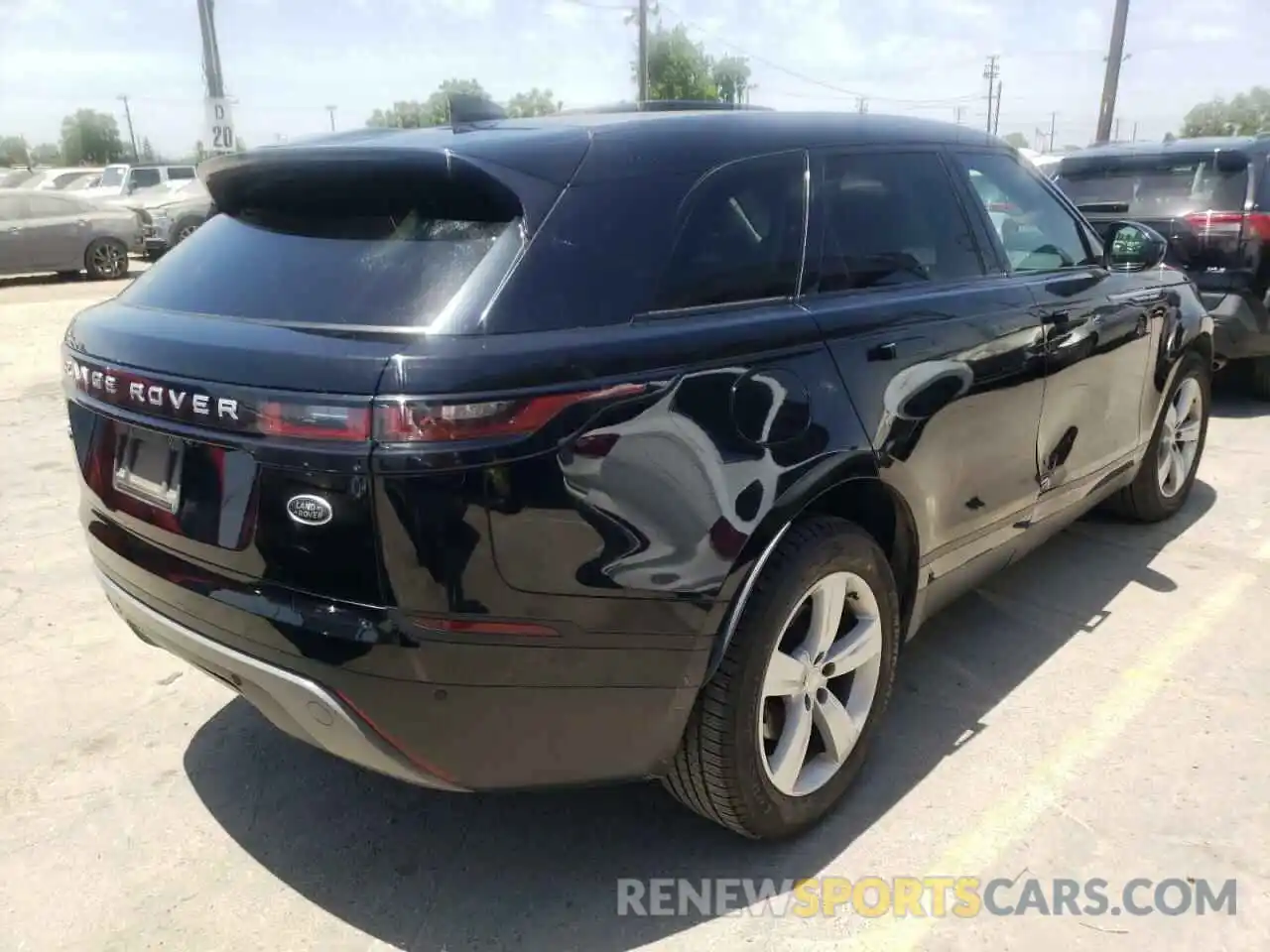 4 Photograph of a damaged car SALYB2EX2LA266545 LAND ROVER RANGEROVER 2020