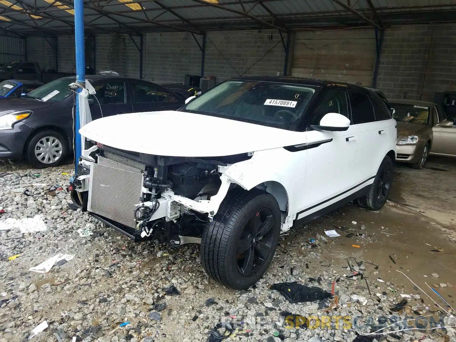 2 Photograph of a damaged car SALYB2EX2LA268683 LAND ROVER RANGEROVER 2020