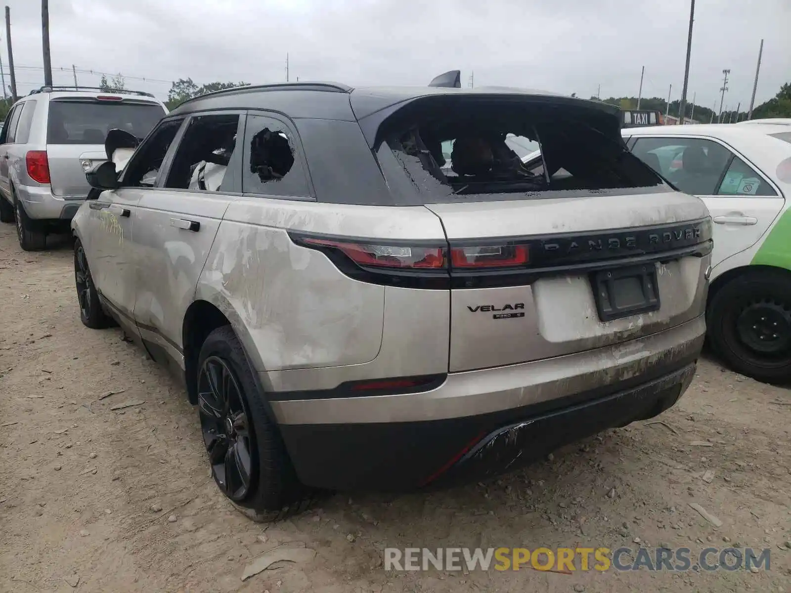 3 Photograph of a damaged car SALYB2EX3LA243520 LAND ROVER RANGEROVER 2020