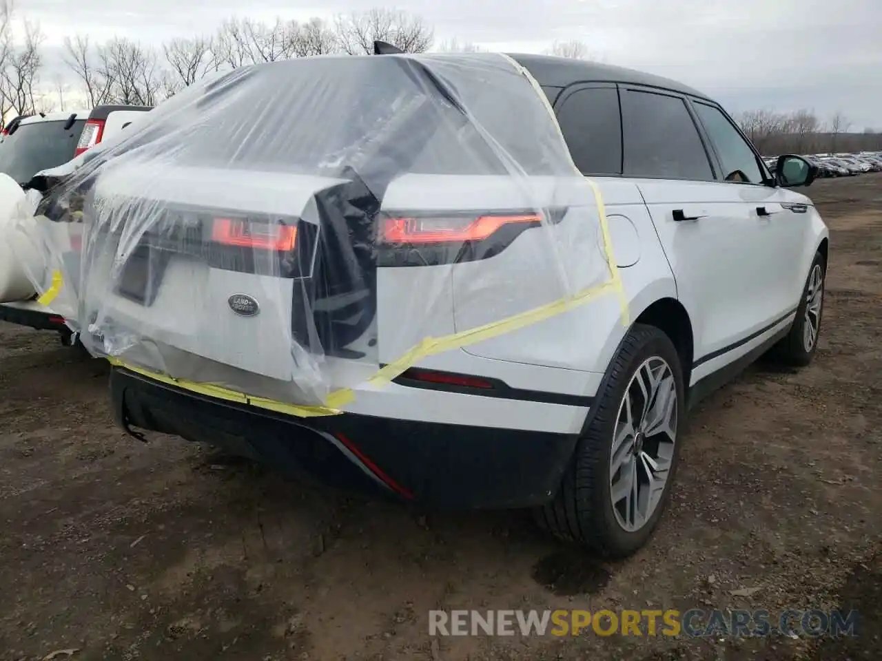 4 Photograph of a damaged car SALYB2EX3LA248393 LAND ROVER RANGEROVER 2020