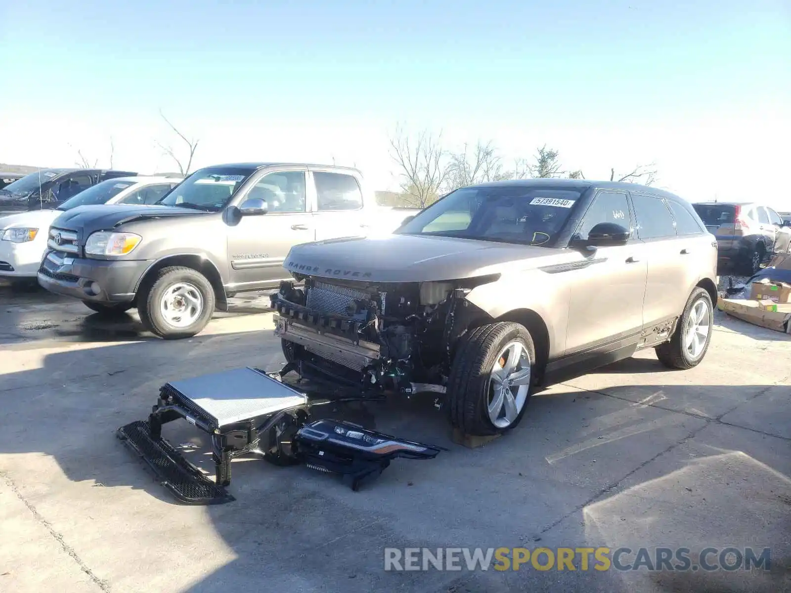 2 Photograph of a damaged car SALYB2EX3LA278218 LAND ROVER RANGEROVER 2020