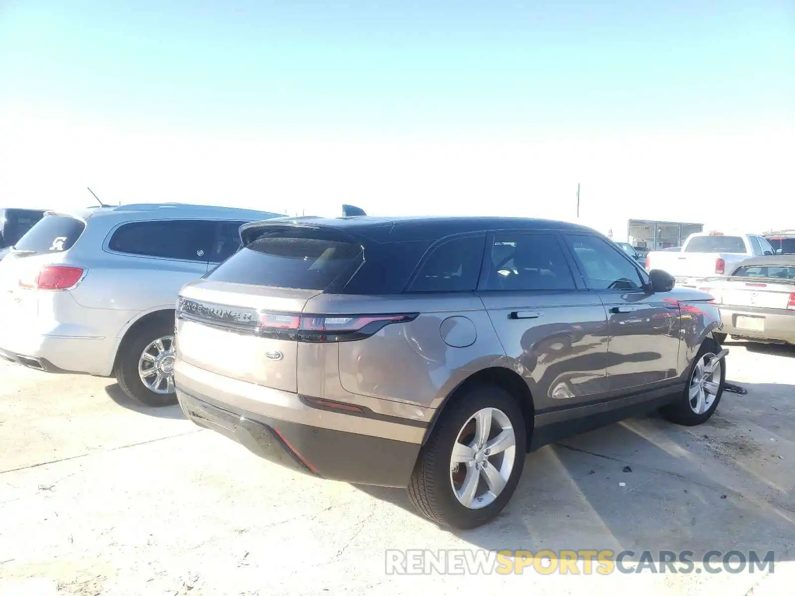 4 Photograph of a damaged car SALYB2EX3LA278218 LAND ROVER RANGEROVER 2020