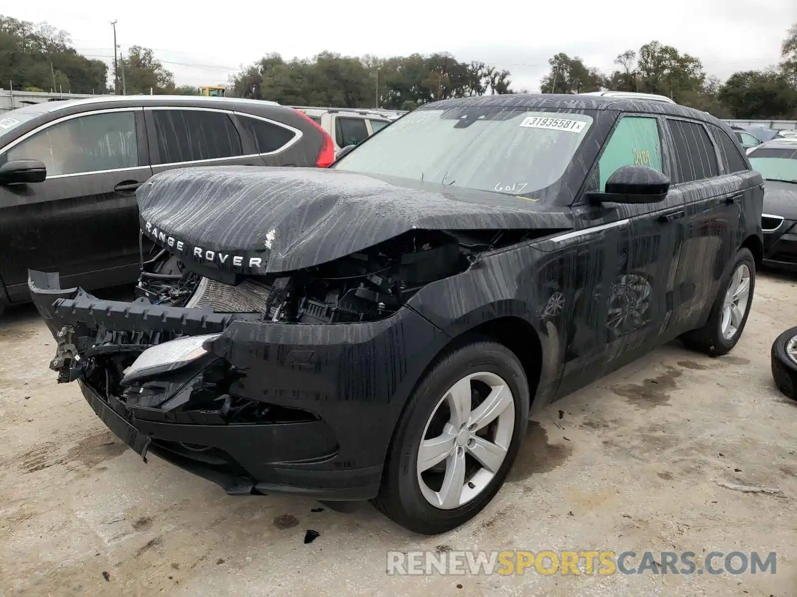 2 Photograph of a damaged car SALYB2EX4LA256017 LAND ROVER RANGEROVER 2020