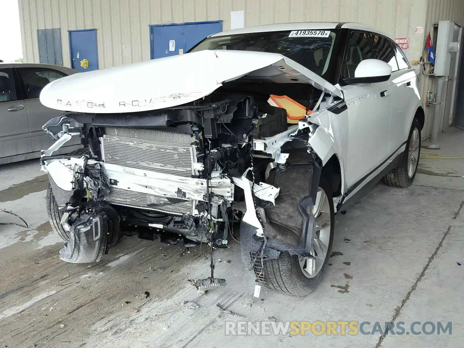 2 Photograph of a damaged car SALYB2EX4LA268703 LAND ROVER RANGEROVER 2020