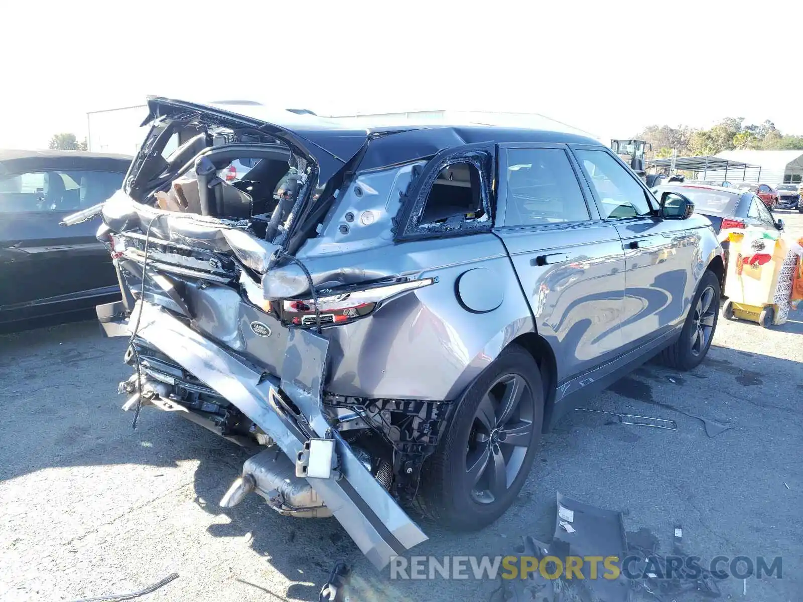 4 Photograph of a damaged car SALYB2EX4LA290538 LAND ROVER RANGEROVER 2020