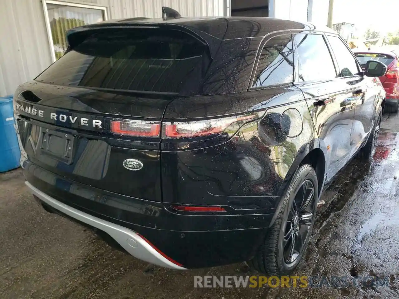 4 Photograph of a damaged car SALYB2EX5LA259802 LAND ROVER RANGEROVER 2020