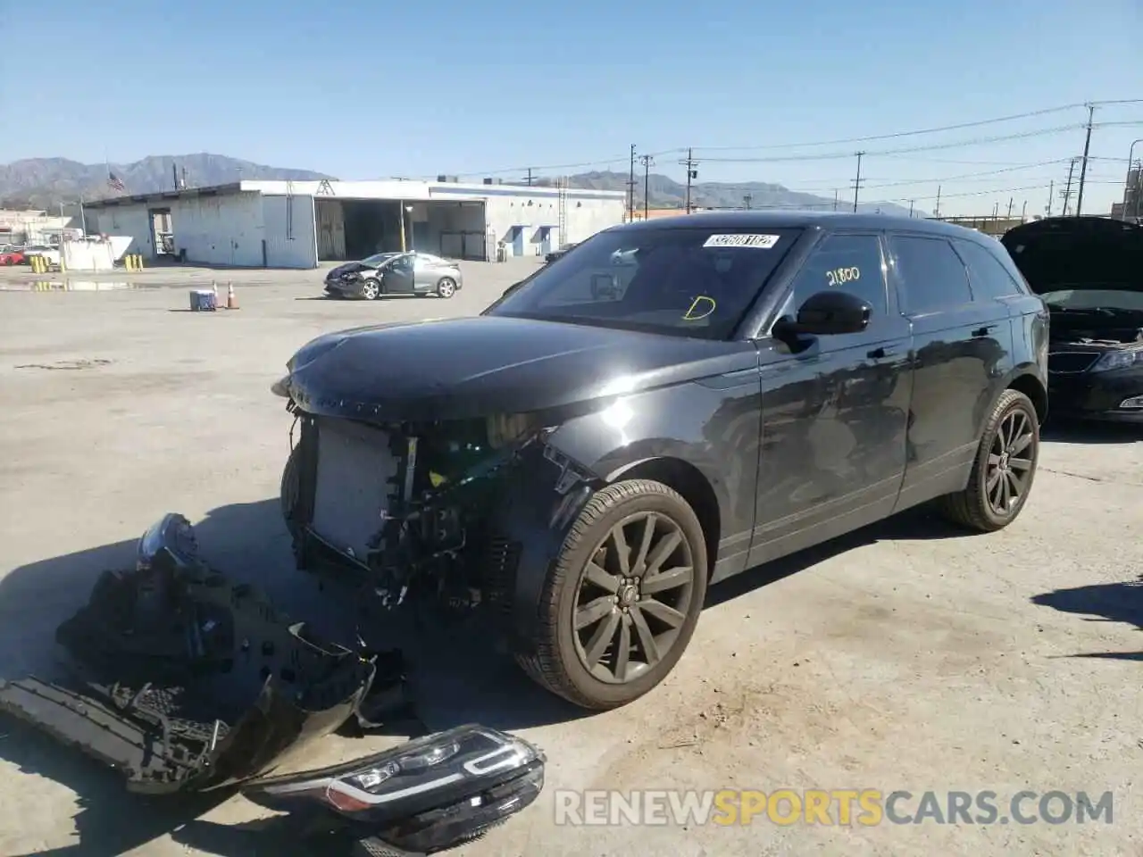 2 Photograph of a damaged car SALYB2EX5LA260996 LAND ROVER RANGEROVER 2020