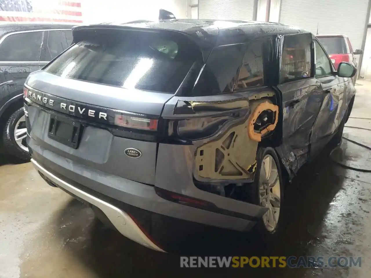 4 Photograph of a damaged car SALYB2EX6LA243673 LAND ROVER RANGEROVER 2020