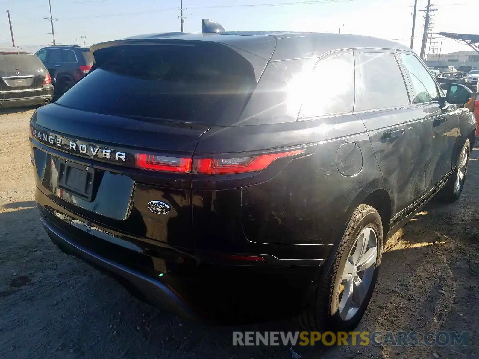 4 Photograph of a damaged car SALYB2EX6LA252891 LAND ROVER RANGEROVER 2020