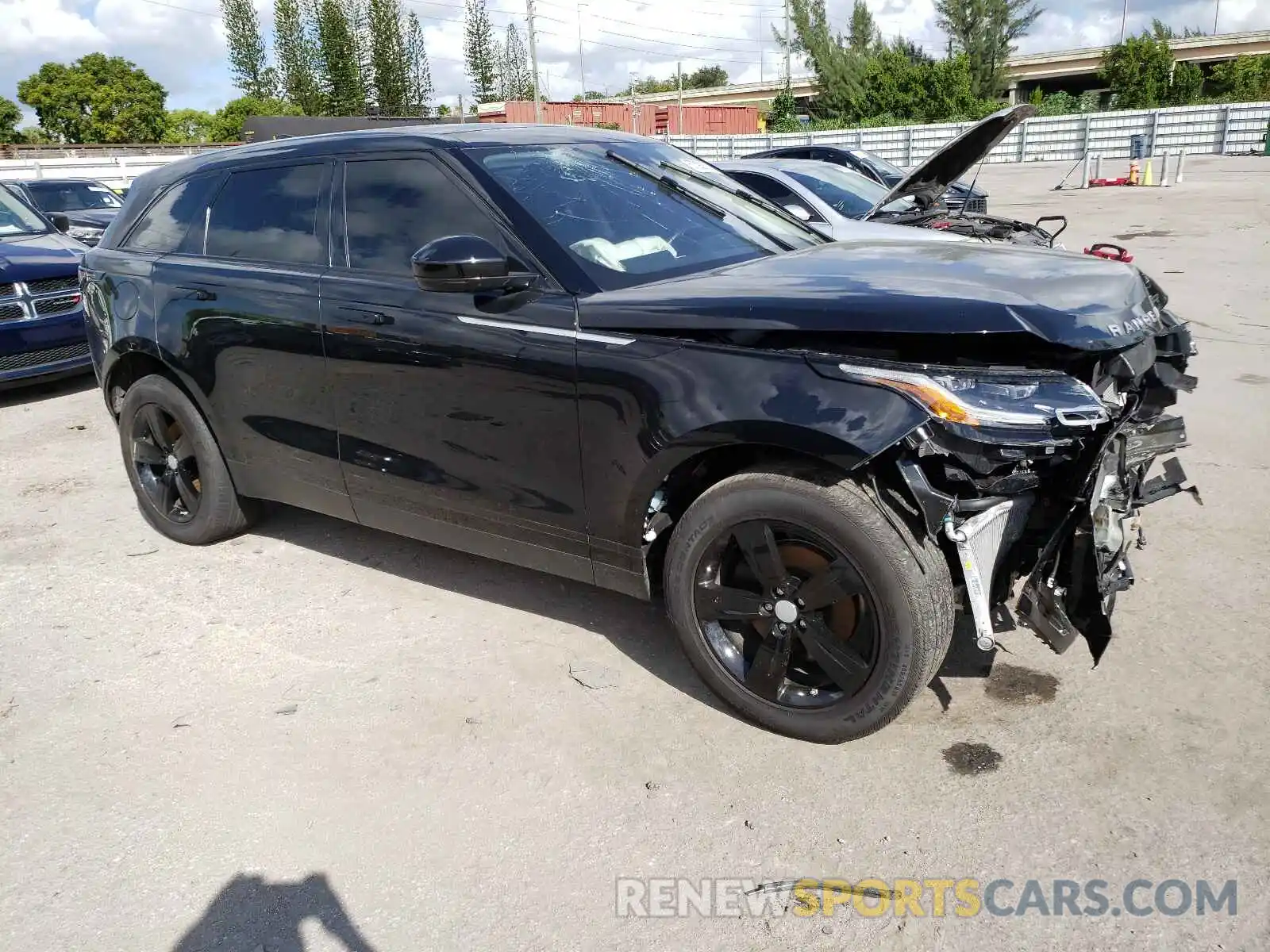 1 Photograph of a damaged car SALYB2EX6LA265740 LAND ROVER RANGEROVER 2020