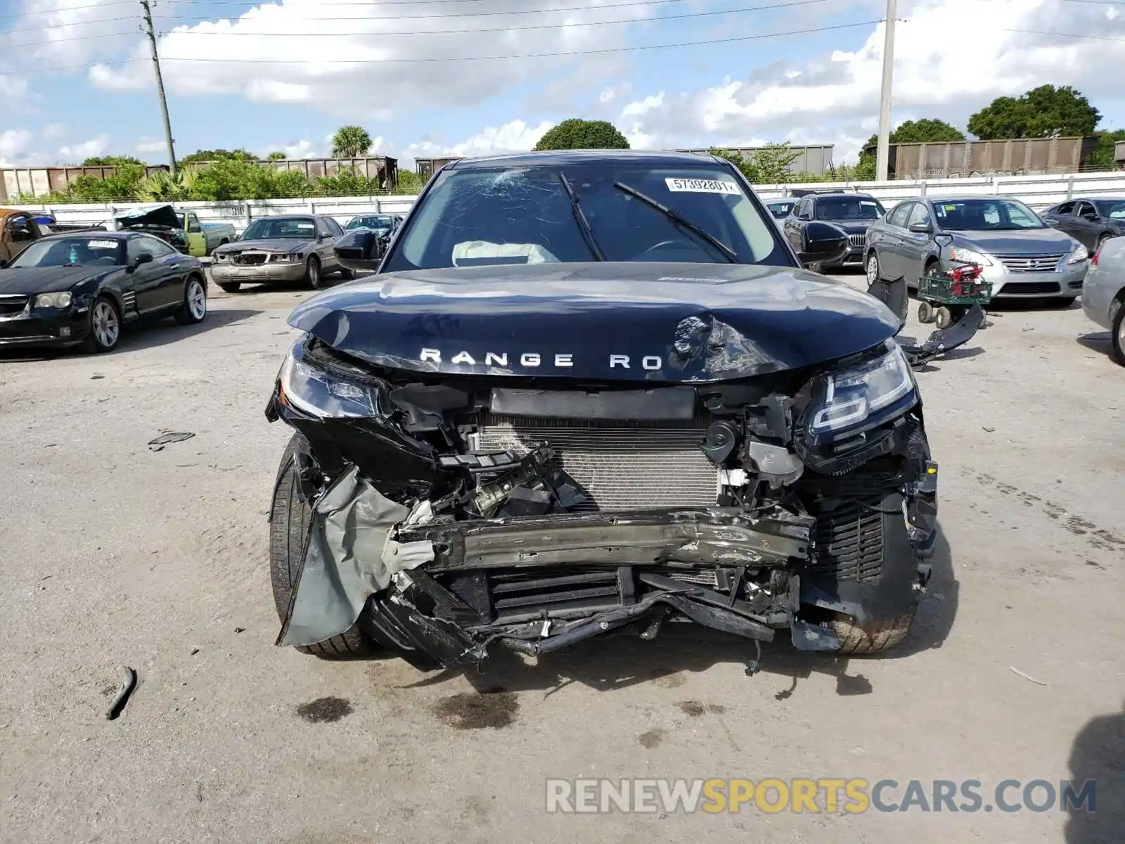 9 Photograph of a damaged car SALYB2EX6LA265740 LAND ROVER RANGEROVER 2020