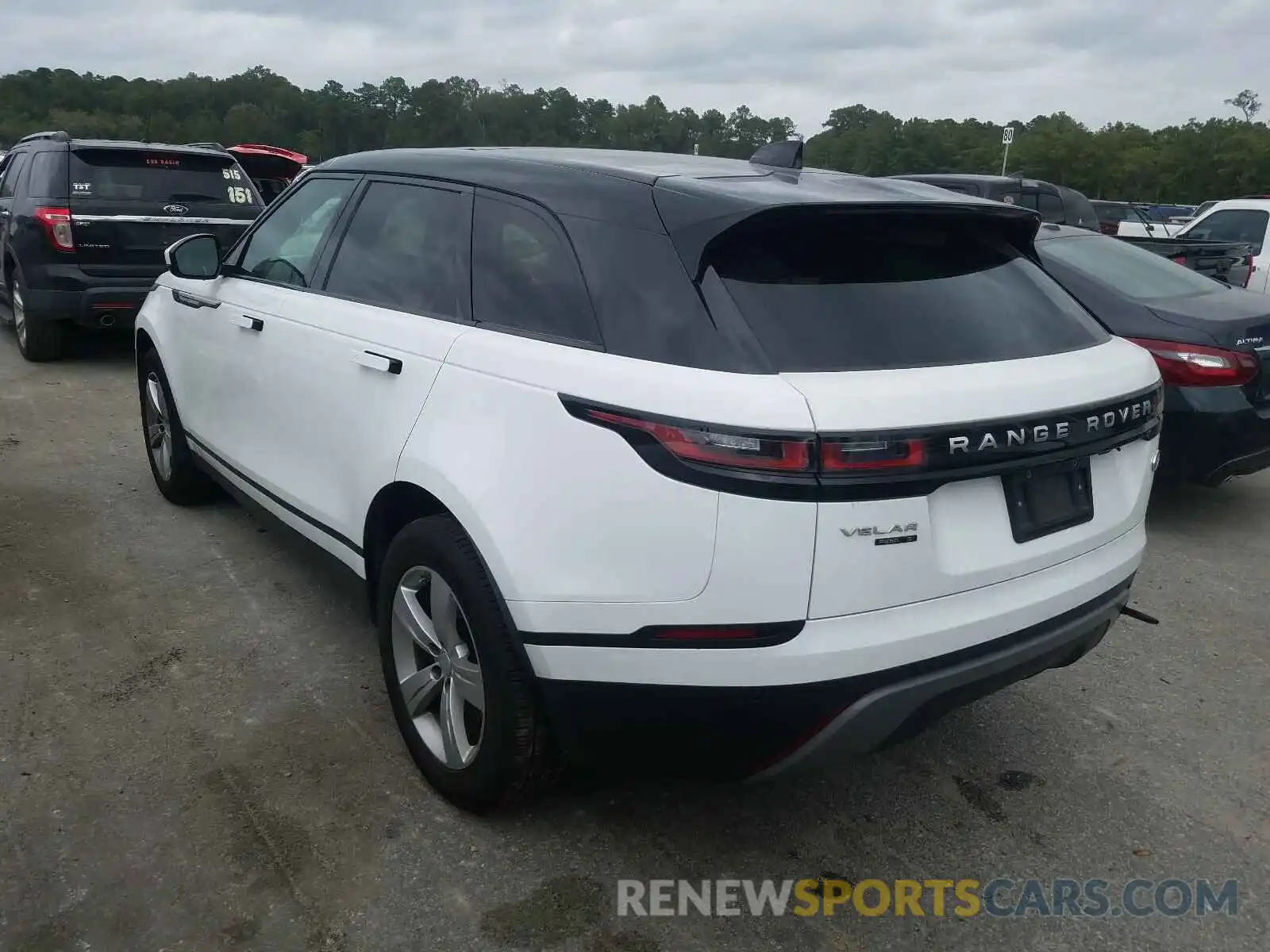 3 Photograph of a damaged car SALYB2EX6LA269822 LAND ROVER RANGEROVER 2020