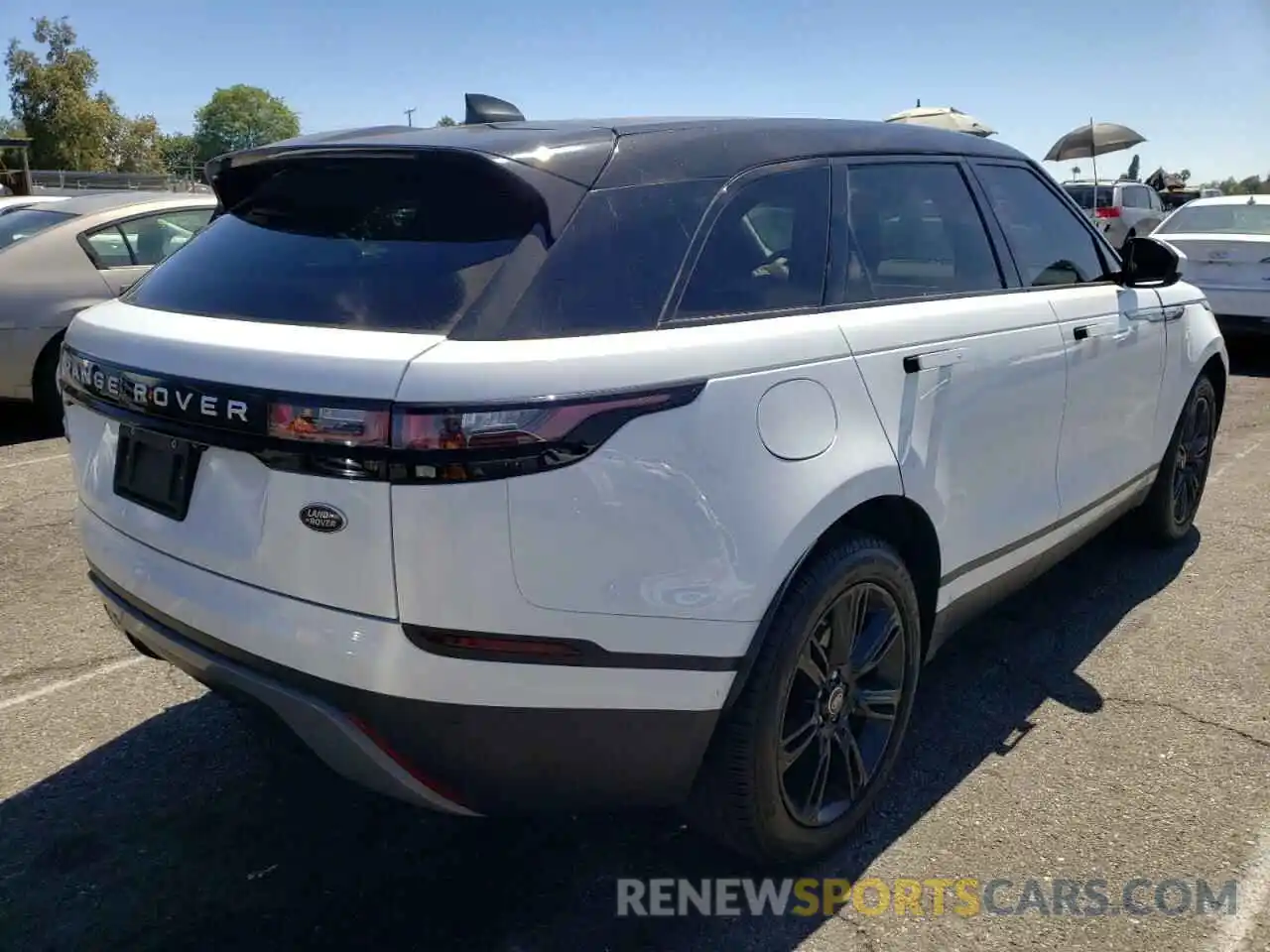 4 Photograph of a damaged car SALYB2EX6LA270386 LAND ROVER RANGEROVER 2020