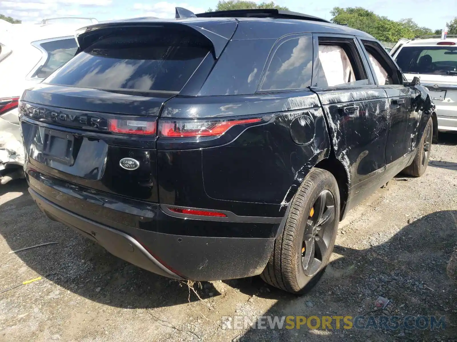 4 Photograph of a damaged car SALYB2EX7LA251233 LAND ROVER RANGEROVER 2020