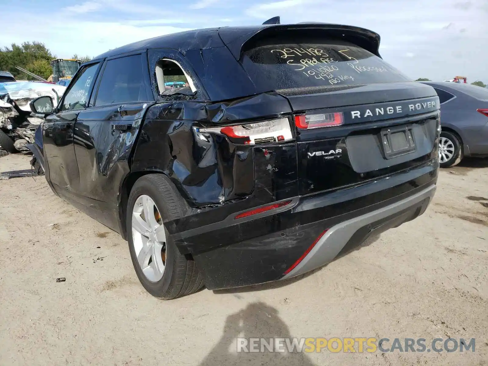 3 Photograph of a damaged car SALYB2EX7LA251815 LAND ROVER RANGEROVER 2020