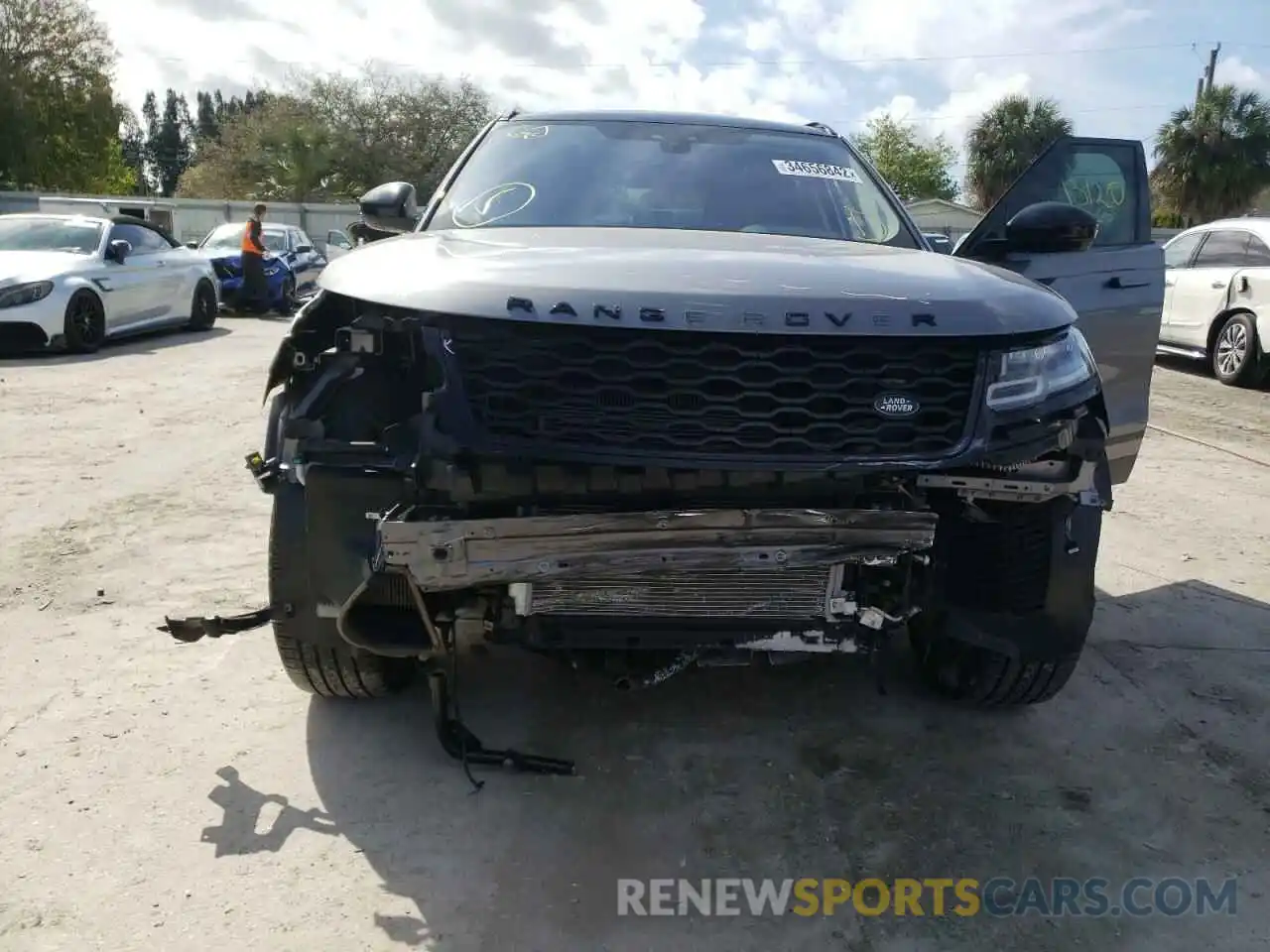 9 Photograph of a damaged car SALYB2EX8LA277369 LAND ROVER RANGEROVER 2020