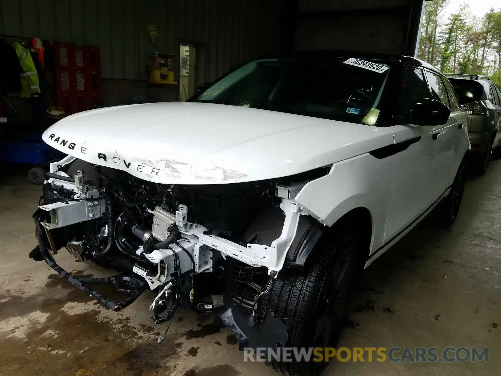 2 Photograph of a damaged car SALYB2EXXLA246026 LAND ROVER RANGEROVER 2020