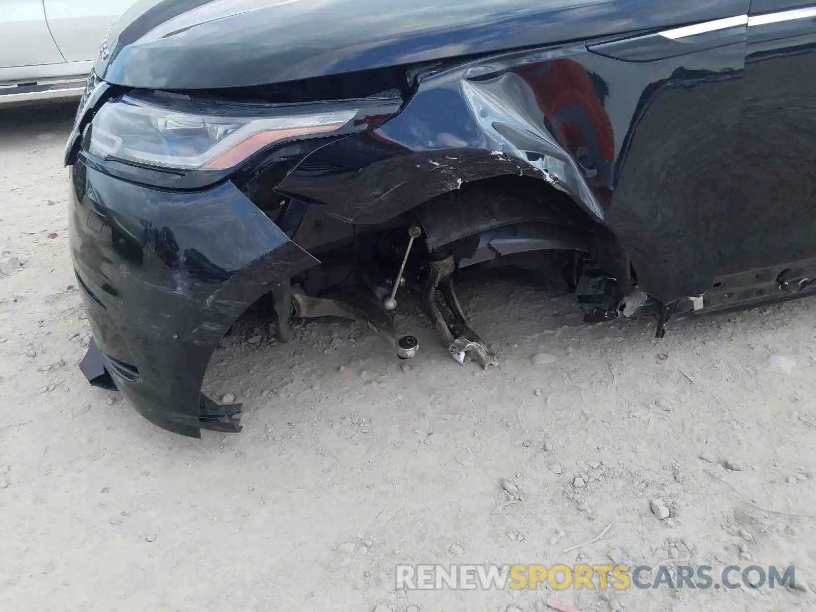 9 Photograph of a damaged car SALYB2EXXLA258323 LAND ROVER RANGEROVER 2020