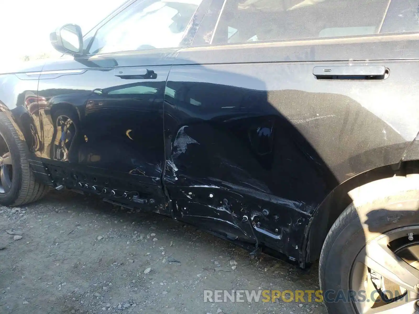 9 Photograph of a damaged car SALYB2FV5LA240082 LAND ROVER RANGEROVER 2020