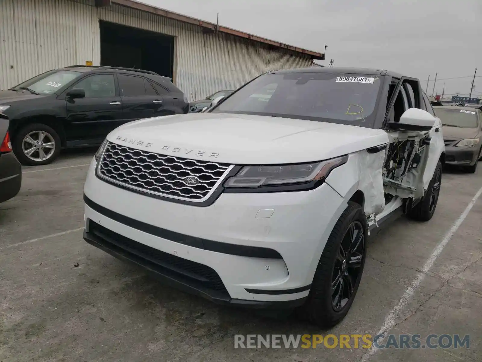 2 Photograph of a damaged car SALYB2FV6LA254864 LAND ROVER RANGEROVER 2020