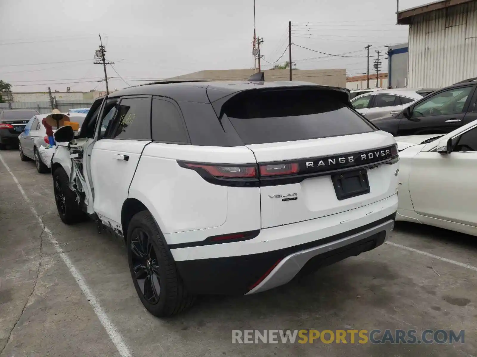 3 Photograph of a damaged car SALYB2FV6LA254864 LAND ROVER RANGEROVER 2020