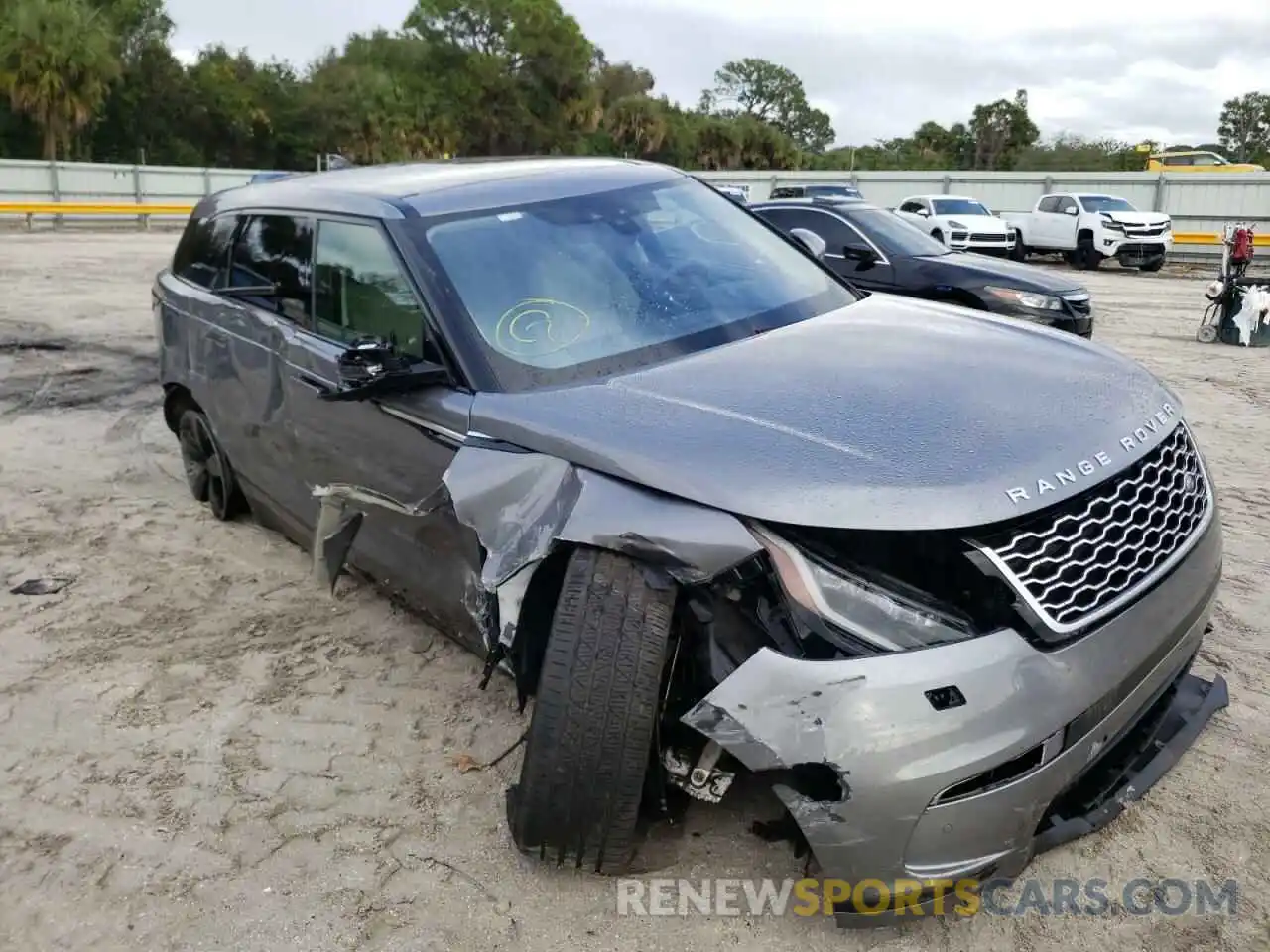 1 Photograph of a damaged car SALYB2FV9LA268242 LAND ROVER RANGEROVER 2020