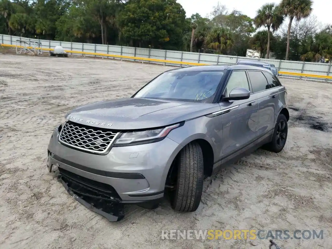 2 Photograph of a damaged car SALYB2FV9LA268242 LAND ROVER RANGEROVER 2020