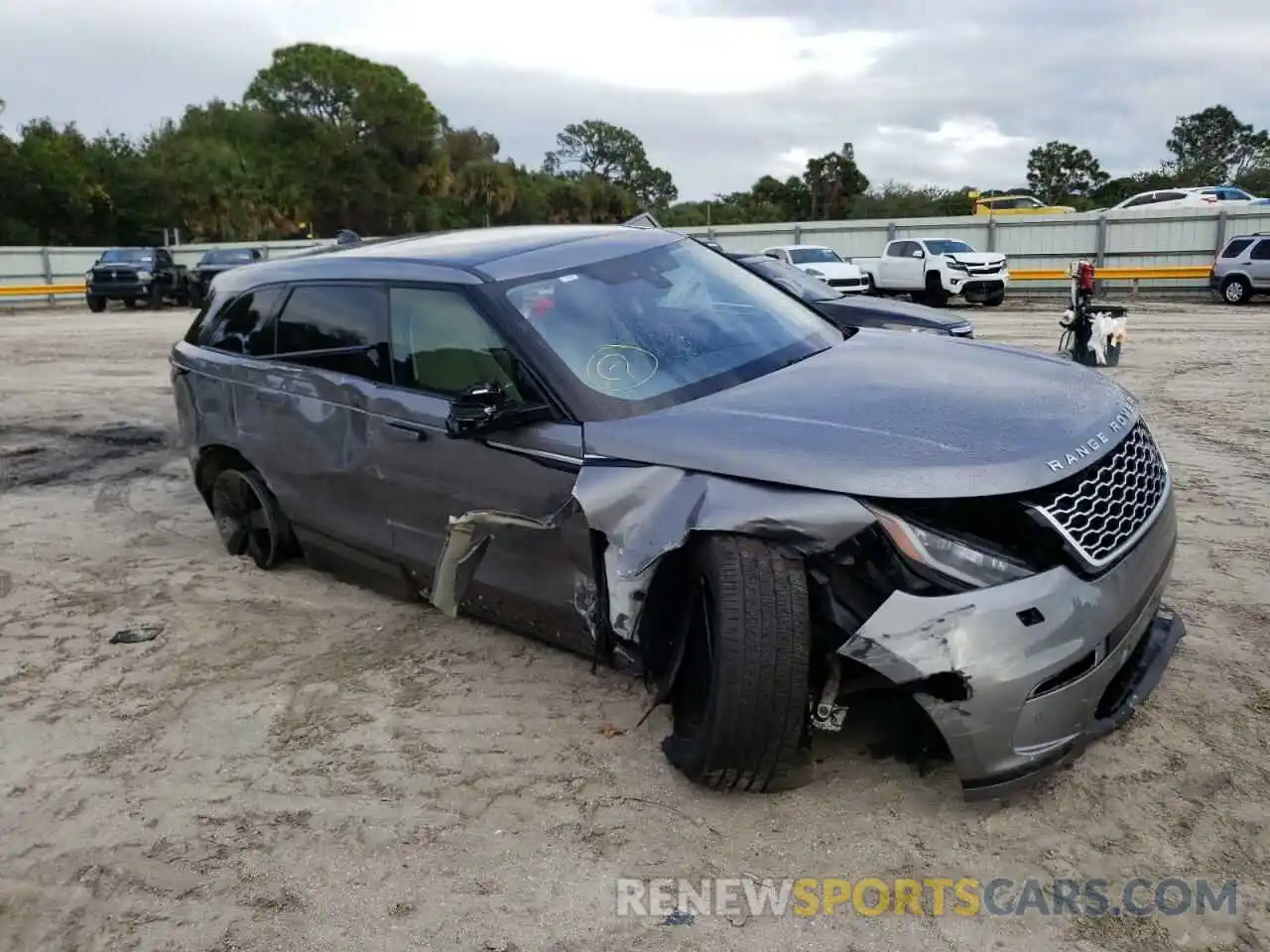 9 Photograph of a damaged car SALYB2FV9LA268242 LAND ROVER RANGEROVER 2020