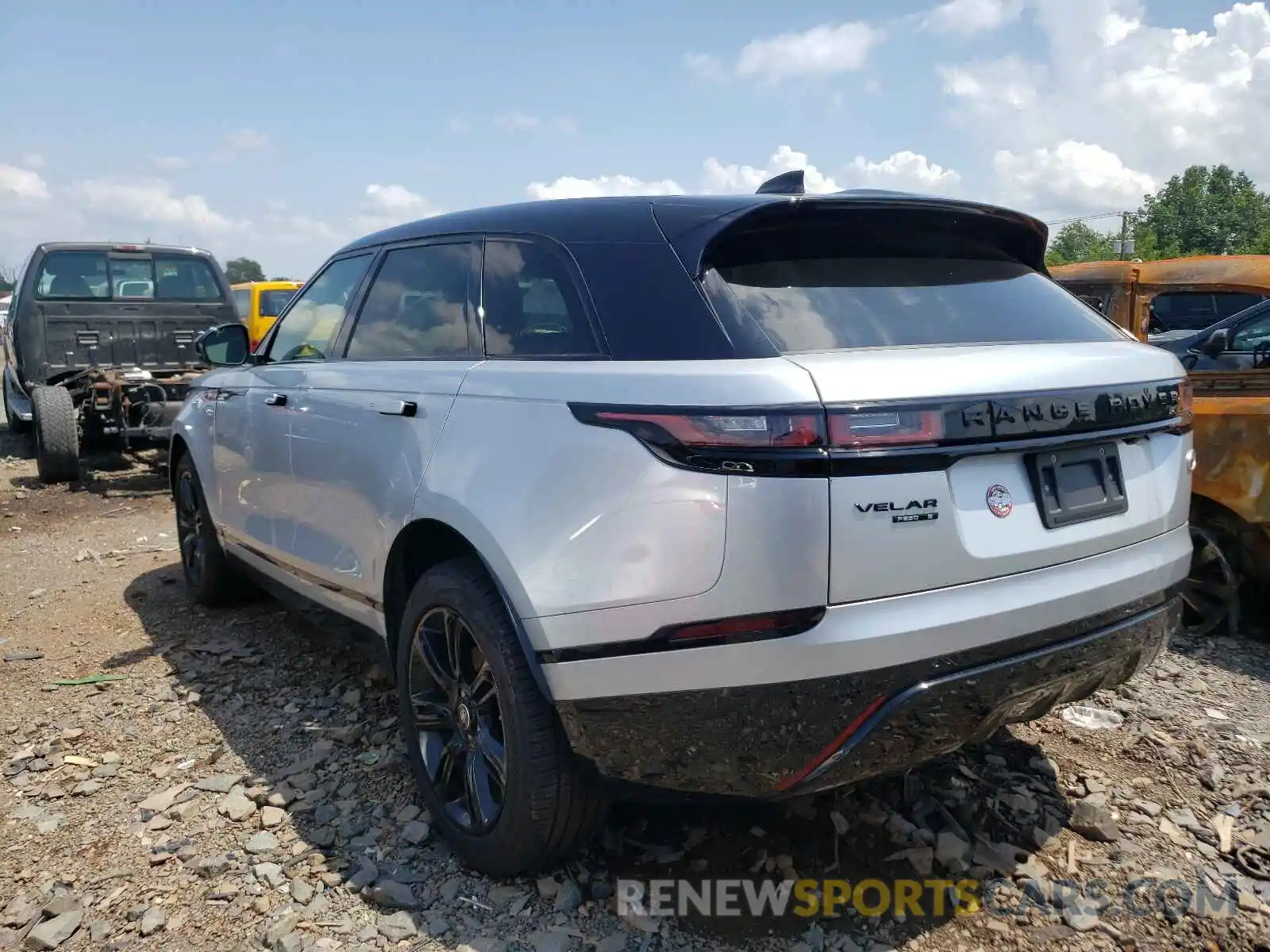 3 Photograph of a damaged car SALYK2EX0LA272649 LAND ROVER RANGEROVER 2020