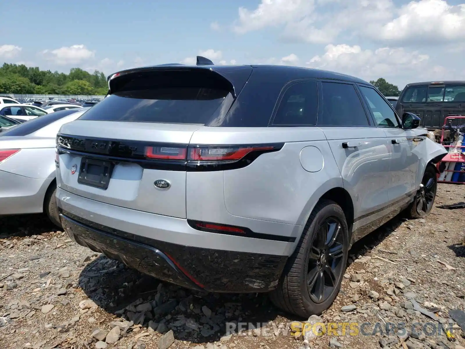 4 Photograph of a damaged car SALYK2EX0LA272649 LAND ROVER RANGEROVER 2020