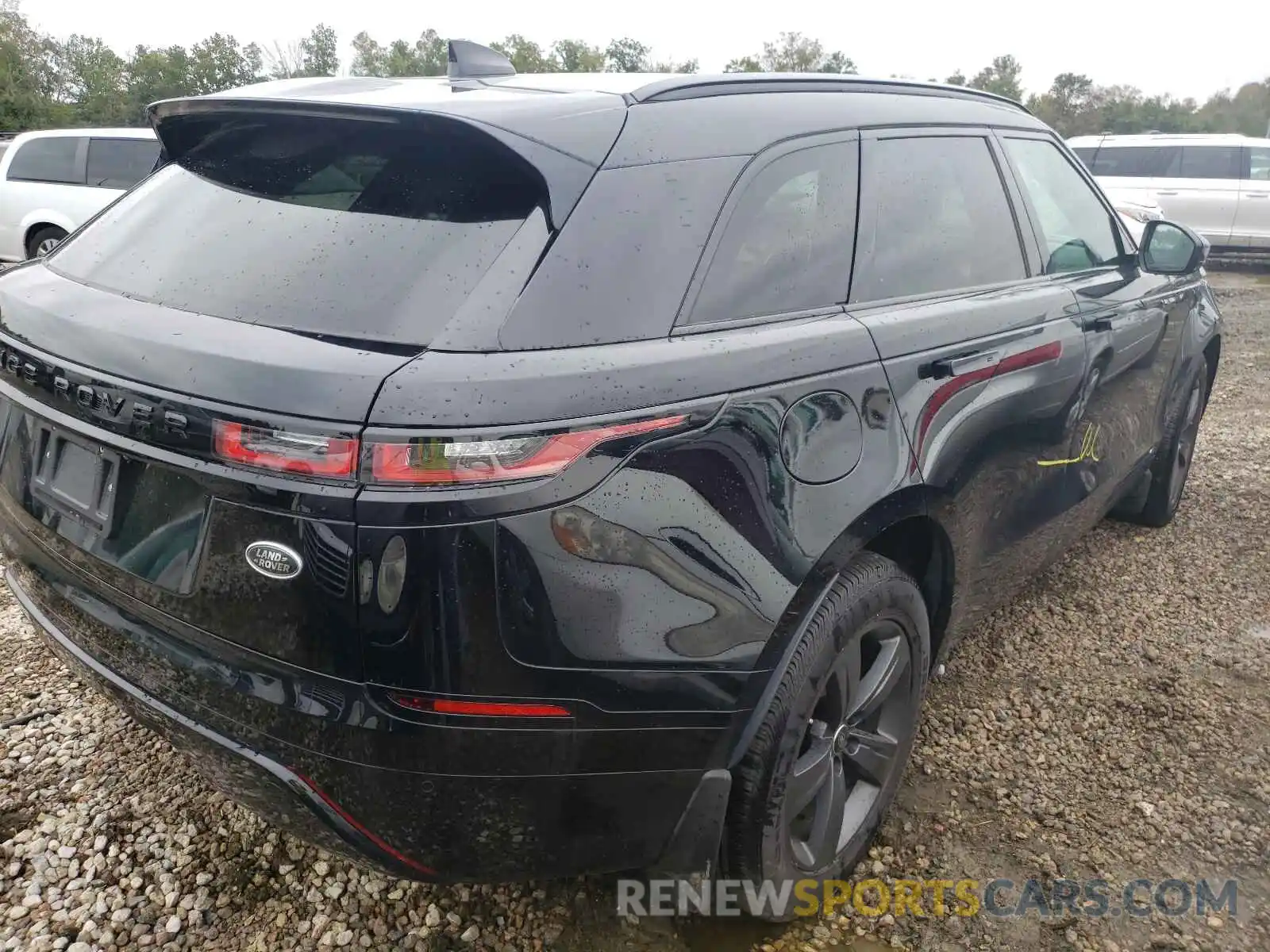 4 Photograph of a damaged car SALYK2EX0LA283439 LAND ROVER RANGEROVER 2020