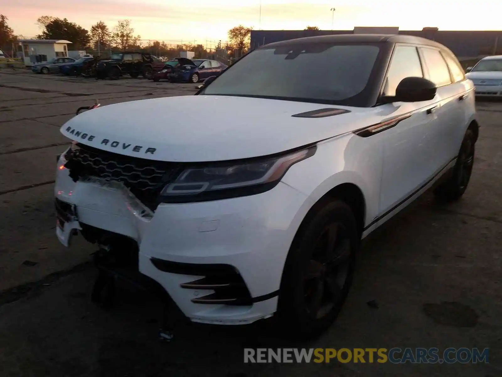 2 Фотография поврежденного автомобиля SALYK2EX1LA255150 LAND ROVER RANGEROVER 2020