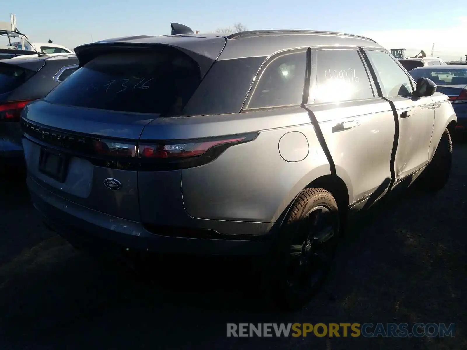 4 Photograph of a damaged car SALYK2EX1LA268948 LAND ROVER RANGEROVER 2020