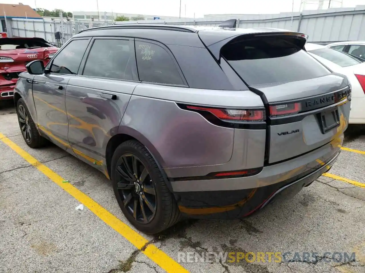 3 Photograph of a damaged car SALYK2EX1LA285300 LAND ROVER RANGEROVER 2020