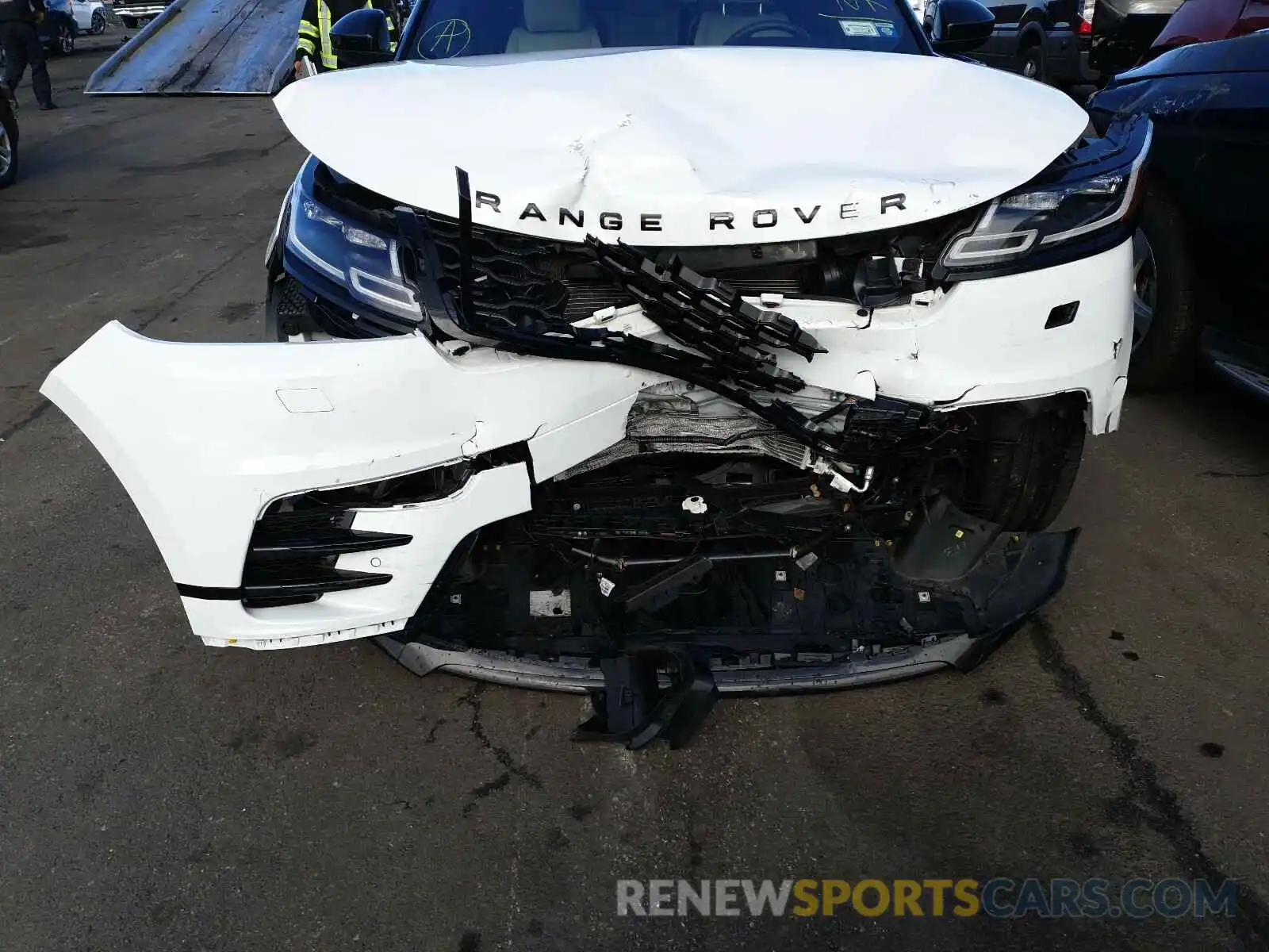 7 Photograph of a damaged car SALYK2EX2LA248224 LAND ROVER RANGEROVER 2020