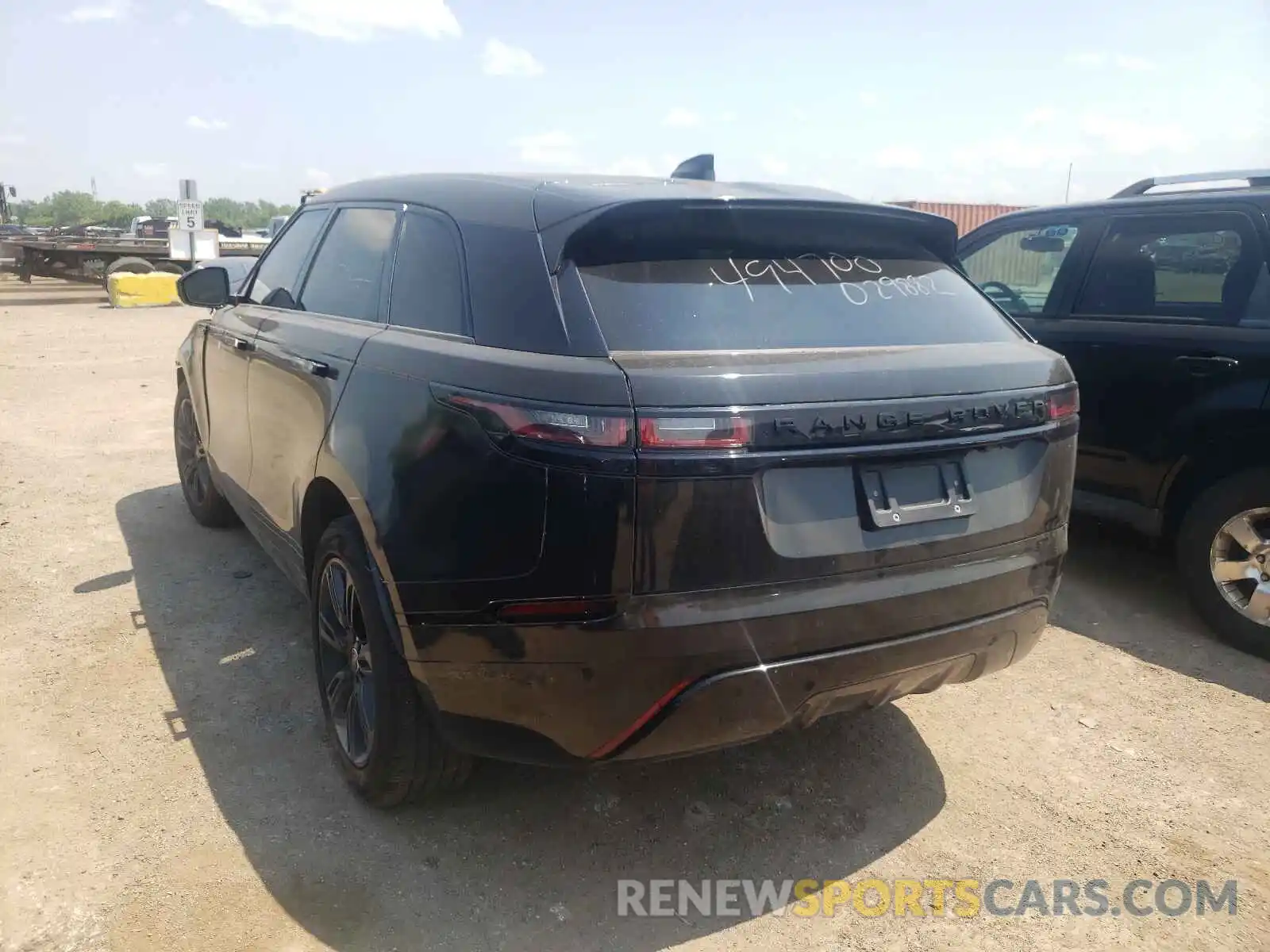 3 Photograph of a damaged car SALYK2EX3LA245073 LAND ROVER RANGEROVER 2020