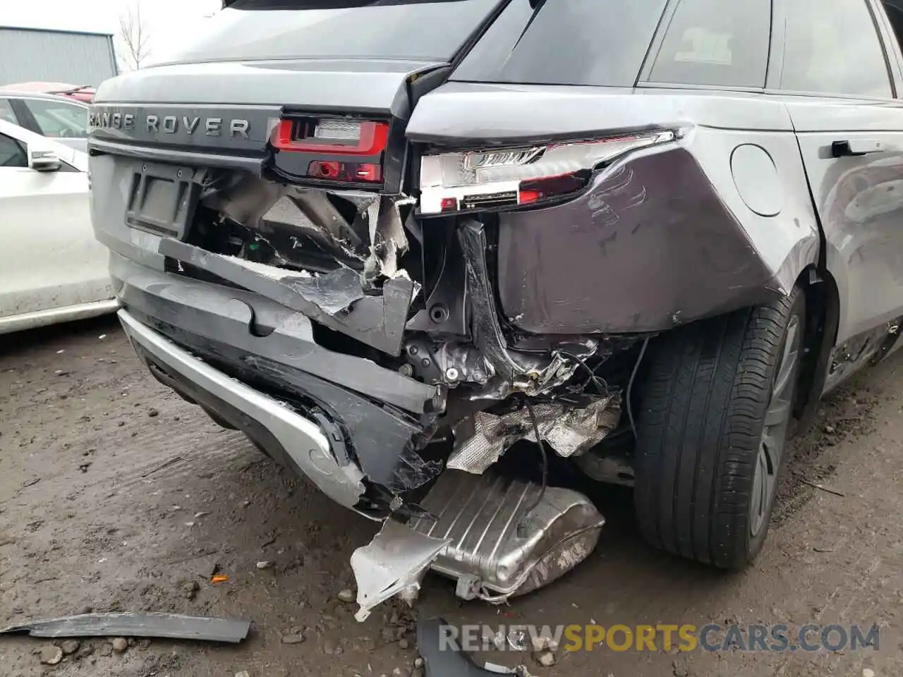 9 Photograph of a damaged car SALYK2EX3LA251116 LAND ROVER RANGEROVER 2020