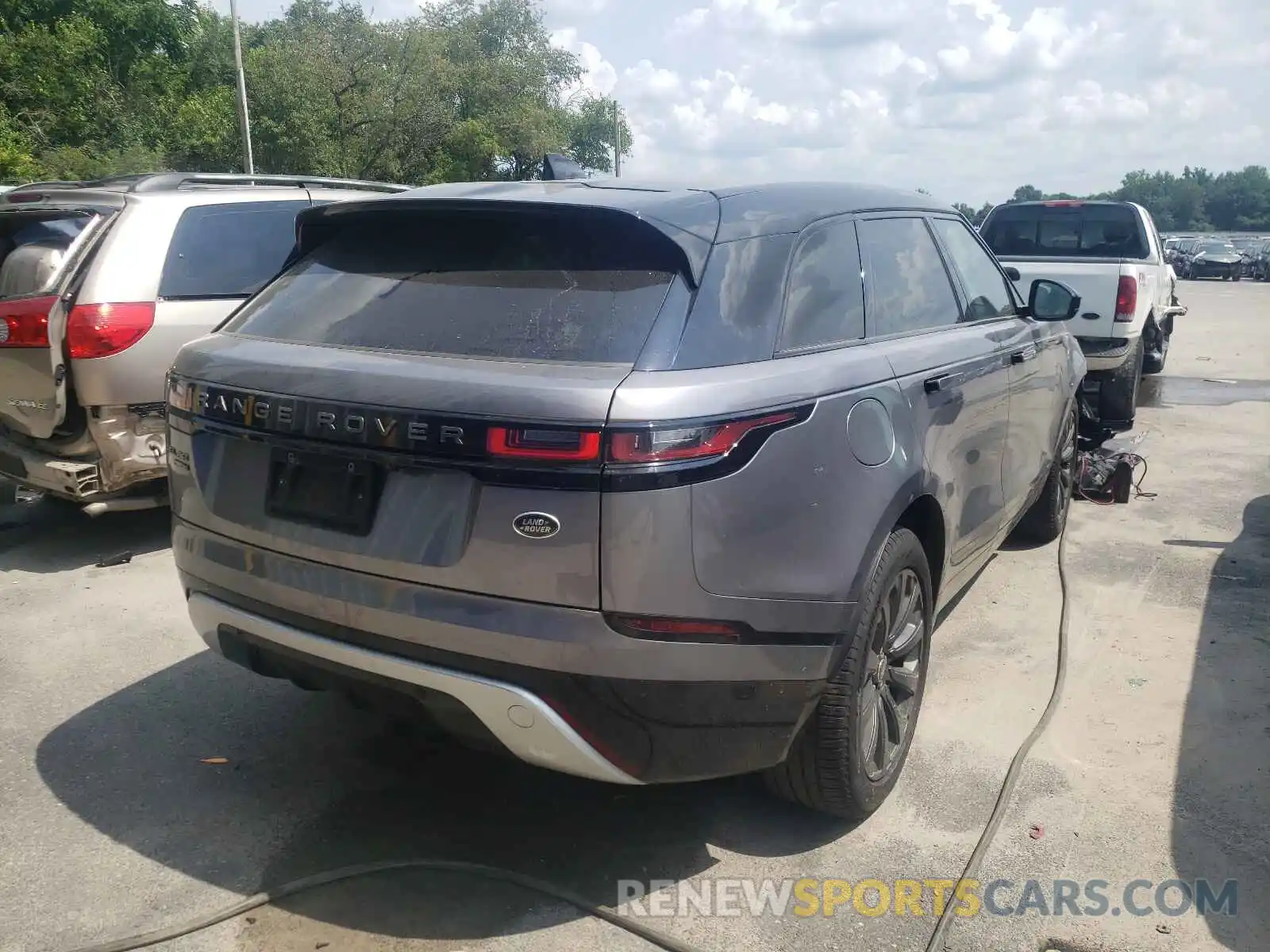 4 Photograph of a damaged car SALYK2EX3LA260821 LAND ROVER RANGEROVER 2020