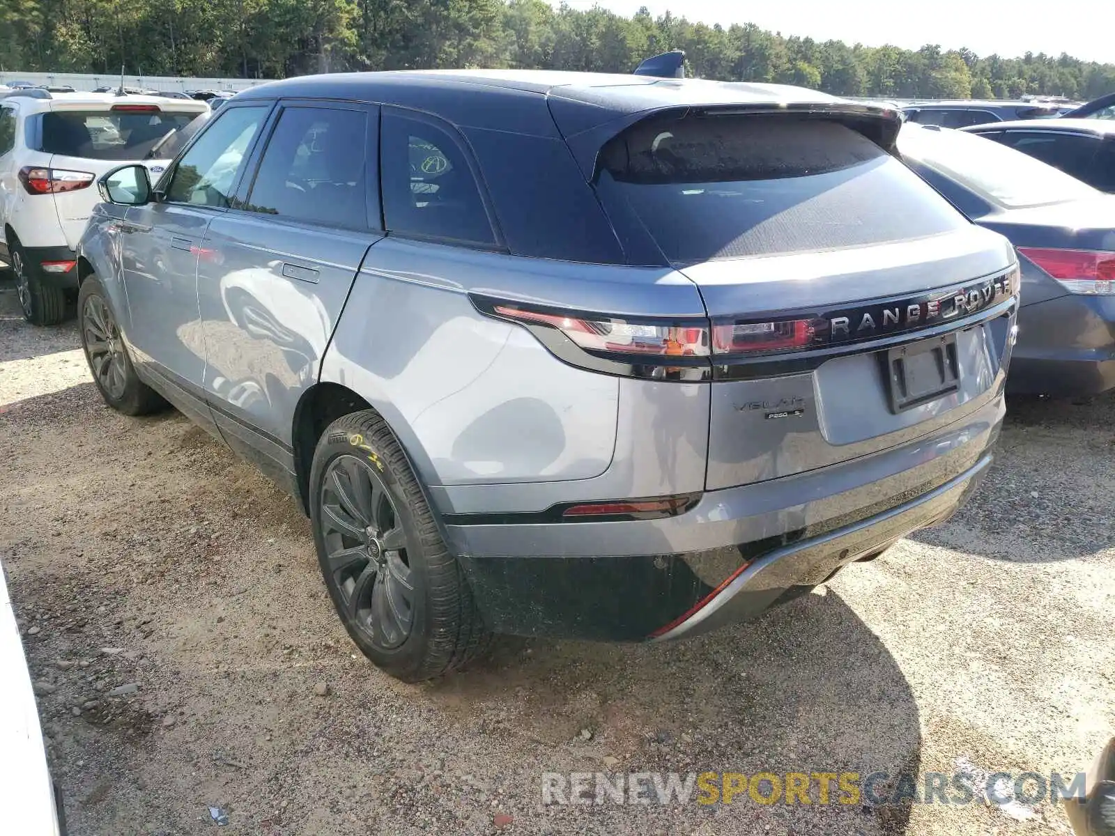 3 Photograph of a damaged car SALYK2EX4LA245910 LAND ROVER RANGEROVER 2020