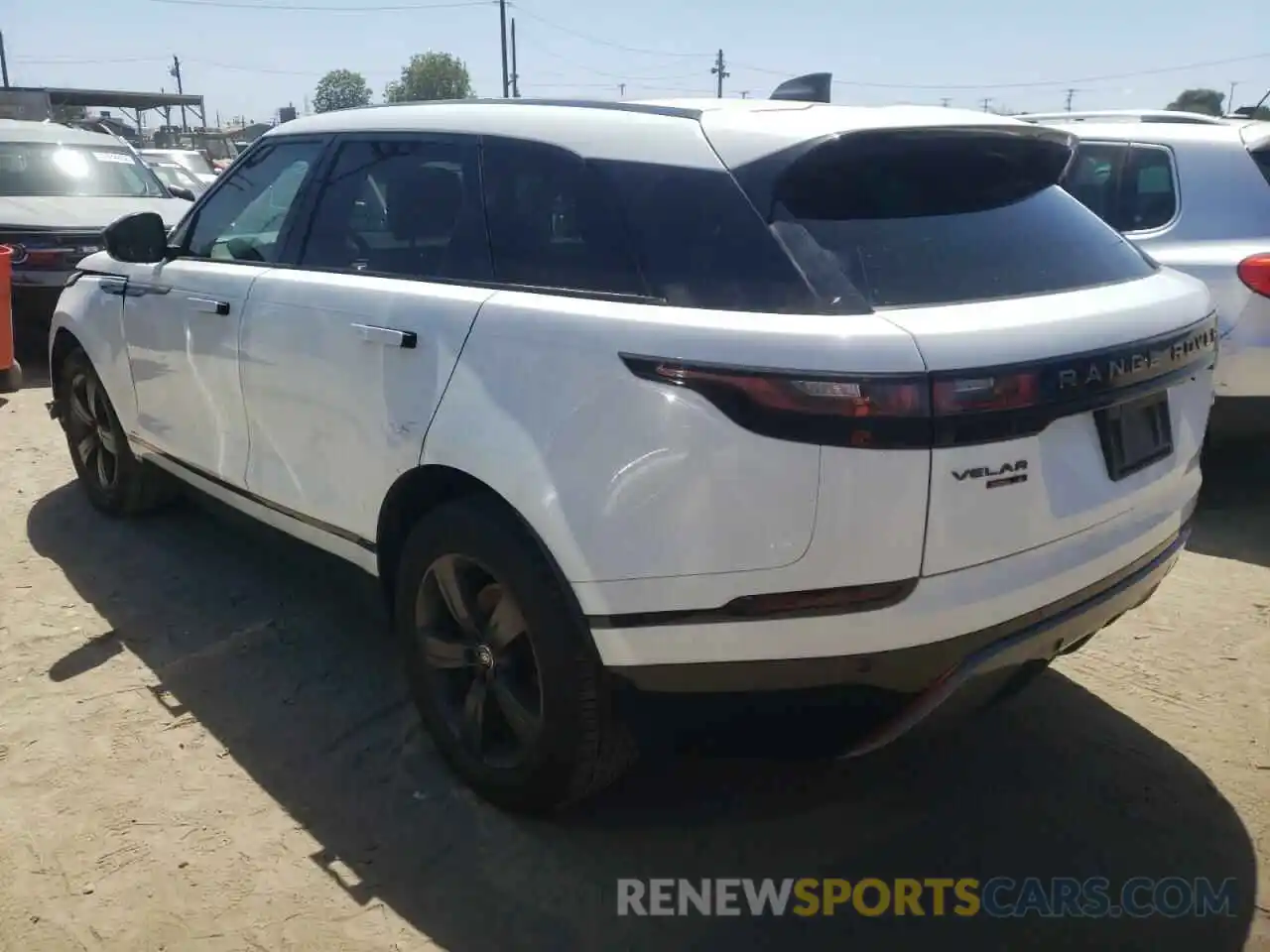 3 Photograph of a damaged car SALYK2EX4LA253473 LAND ROVER RANGEROVER 2020