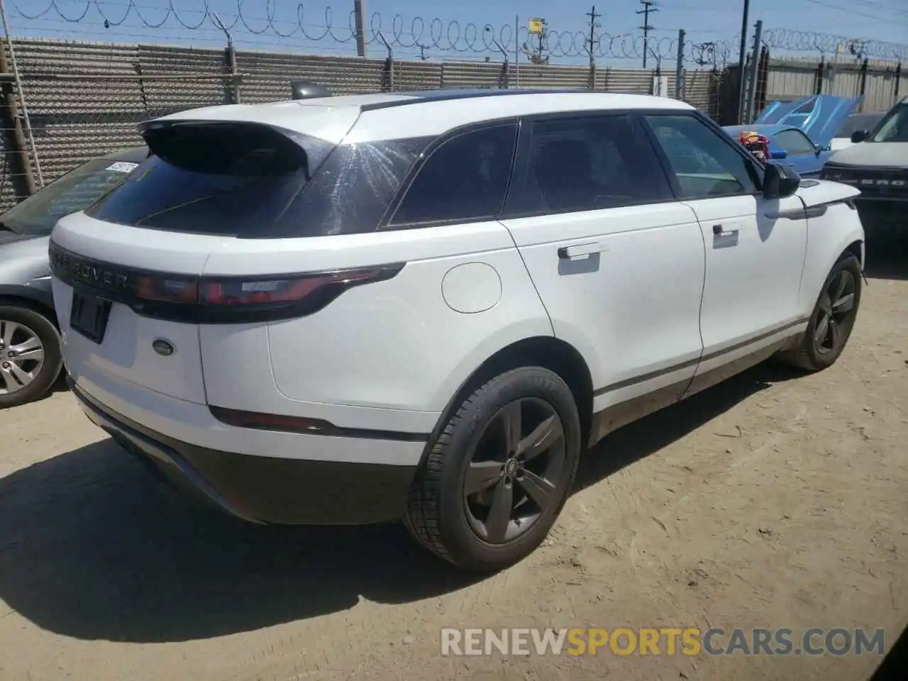 4 Photograph of a damaged car SALYK2EX4LA253473 LAND ROVER RANGEROVER 2020