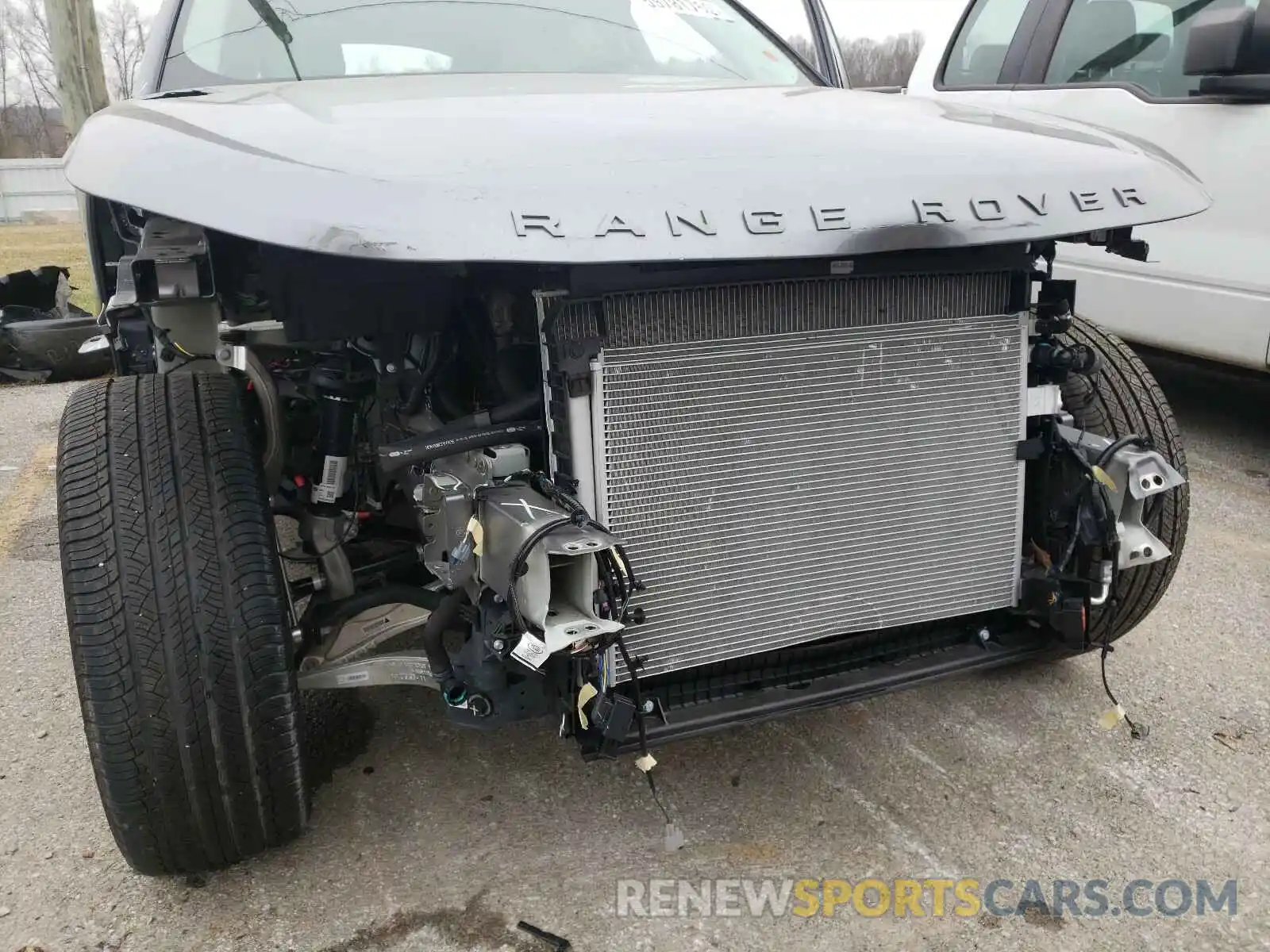 9 Photograph of a damaged car SALYK2EX4LA268233 LAND ROVER RANGEROVER 2020