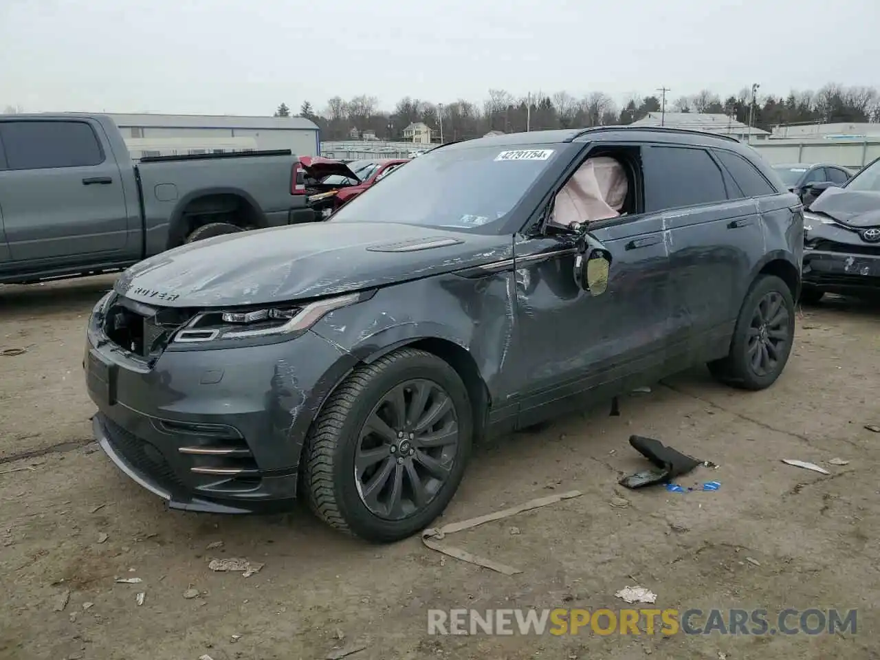 1 Photograph of a damaged car SALYK2EX5LA245690 LAND ROVER RANGEROVER 2020